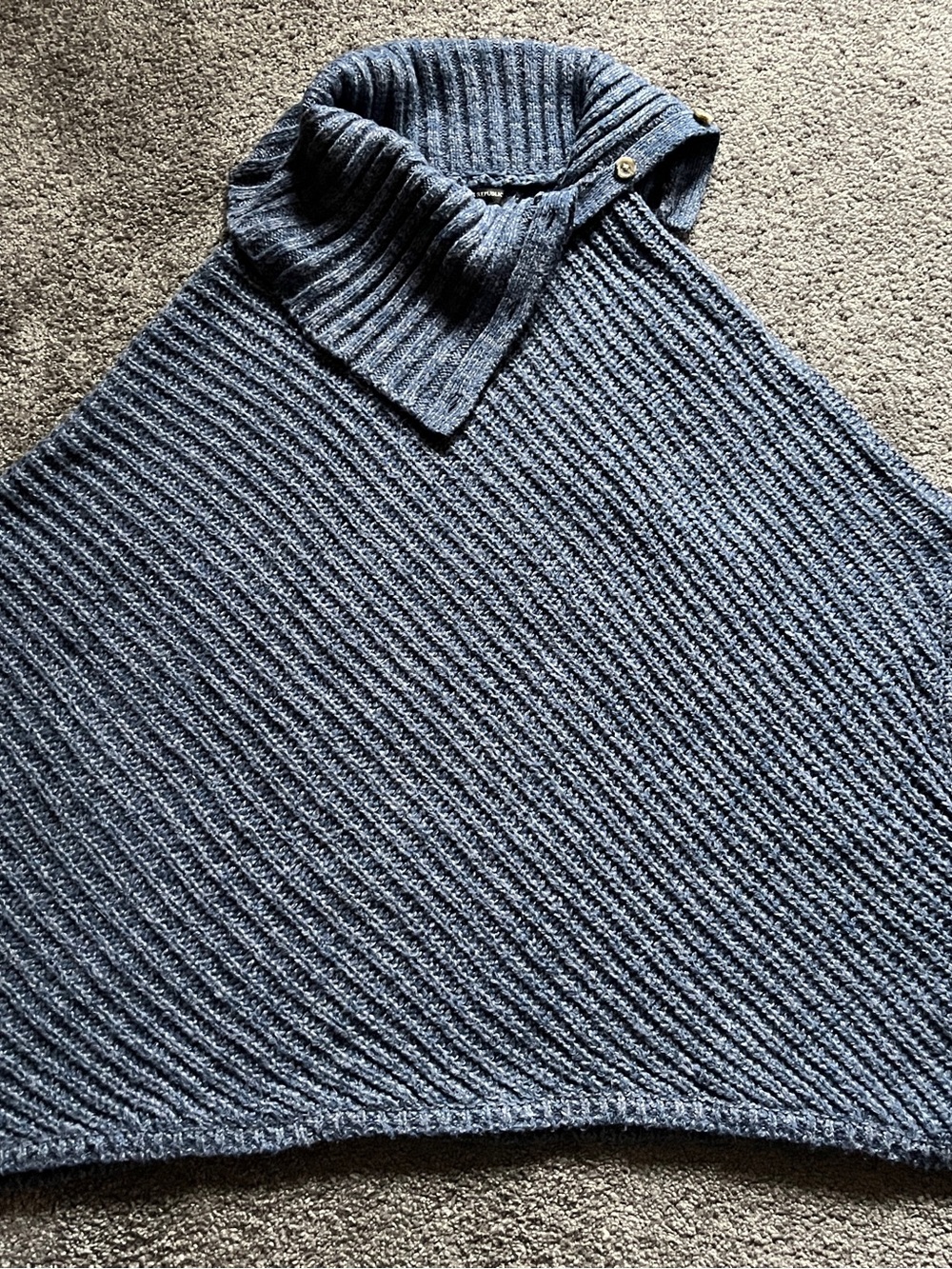 Banana Republic Heathered Blue Cable Knit Sweater wool blend poncho